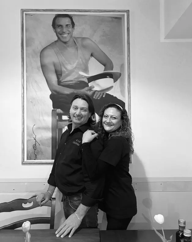 Trattoria-Pizzeria-In Celentano-Salvatore & Frau